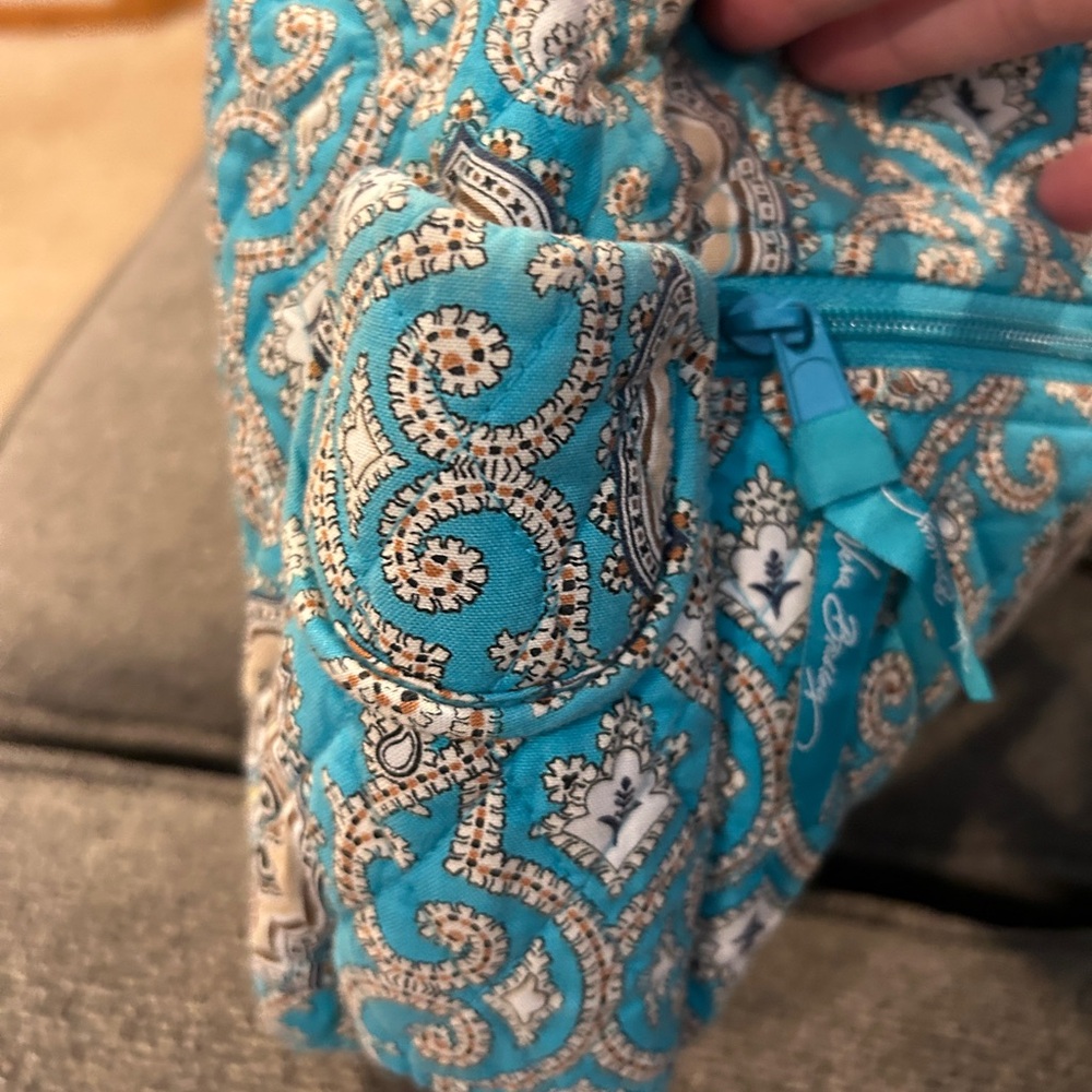 Vera Bradley Lisa B totally turquoise pattern purse - Picture 6 of 6